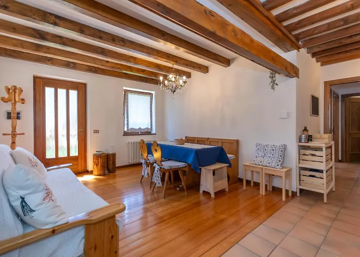 Sunshine Apartament Caprile (Veneto)